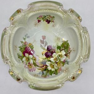 𝅺Antique Porcelain Johann Seltmann Hand Painted Berries Gilt Serving Bowl